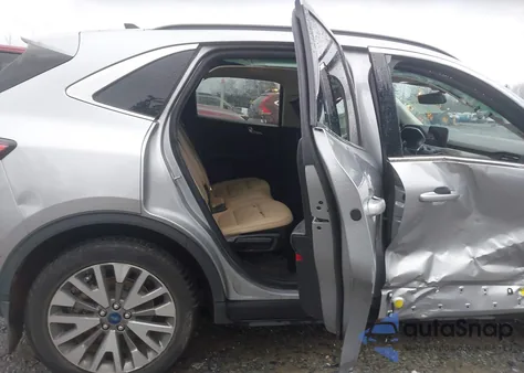 2021 Ford Escape Titanium Hybrid из США, поврежденный, VIN 1FMCU9DZ3MUA14595